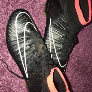 Black Nike Mercurials